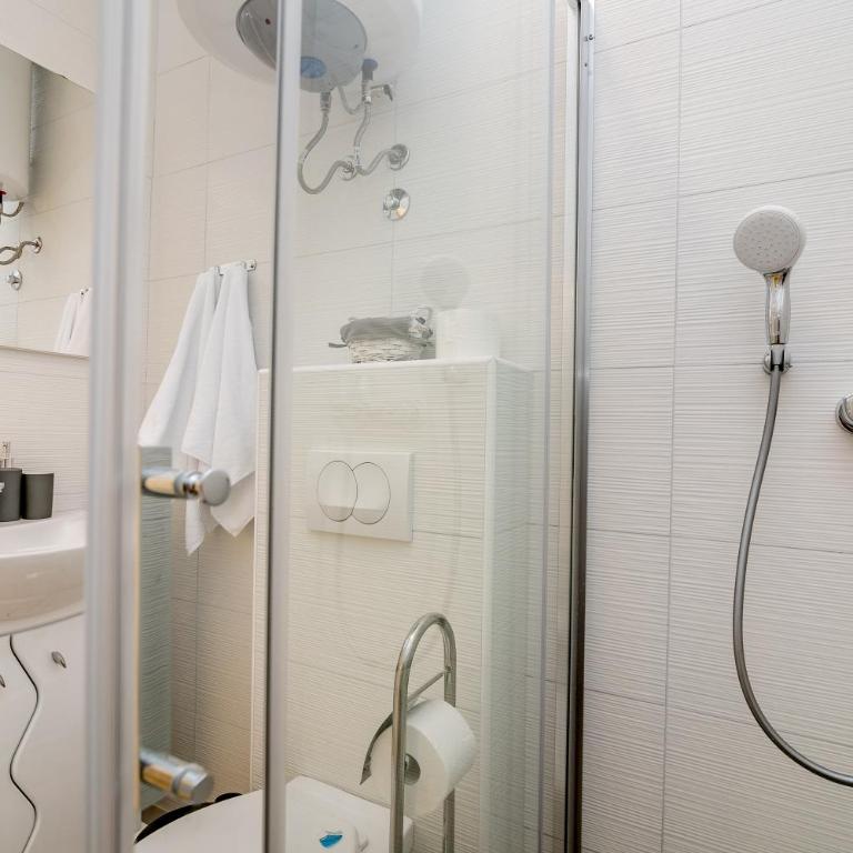 SunnyApartments - Apartman sa 1 Spavaćom Sobom - 12