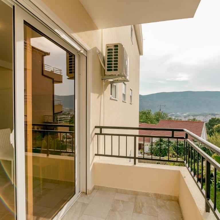 SunnyApartments - Apartman - 11