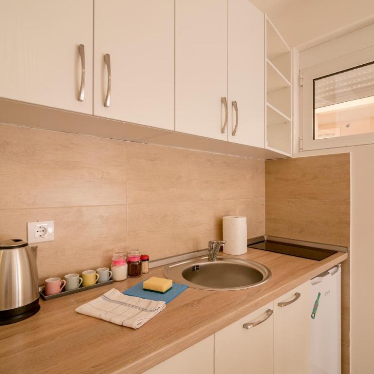 SunnyApartments - Apartman - 1