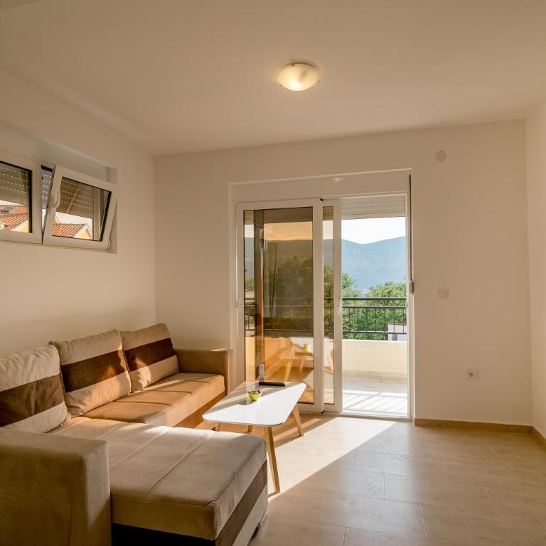 SunnyApartments - Apartman sa Pogledom na More - 4