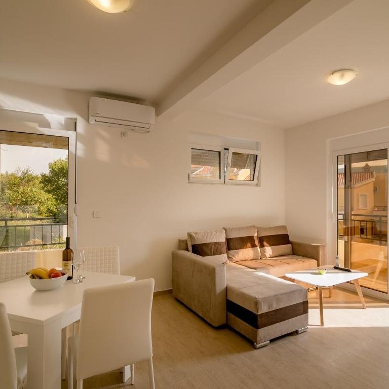SunnyApartments - Apartman sa Pogledom na More - 5