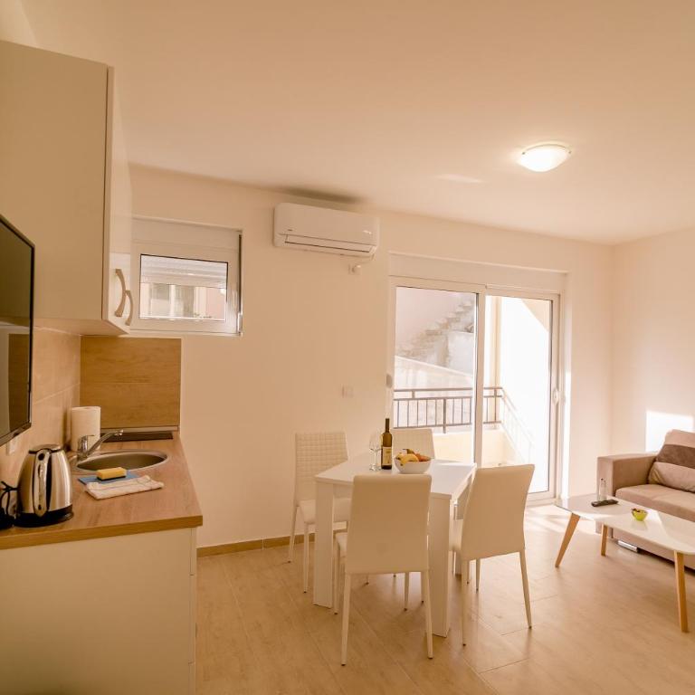 SunnyApartments - Apartman sa 1 Spavaćom Sobom - 9