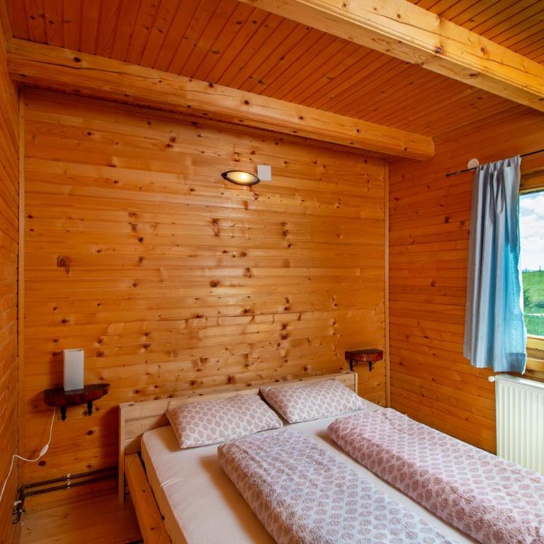 Boskovica Brvnare - Three-Bedroom Chalet - 32