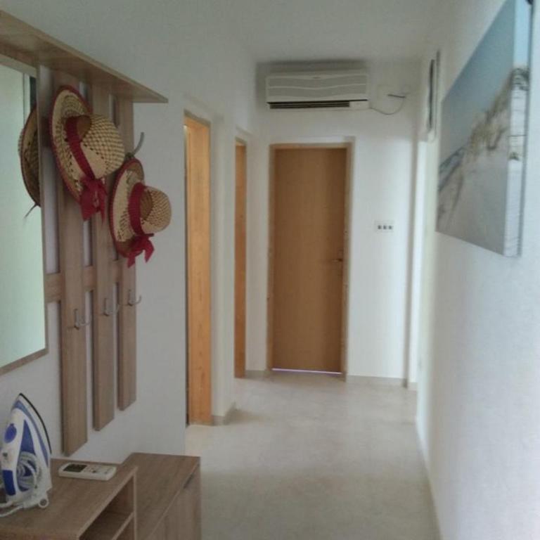 Vila Rogač - Vila sa Sopstvenim Bazenom - 78