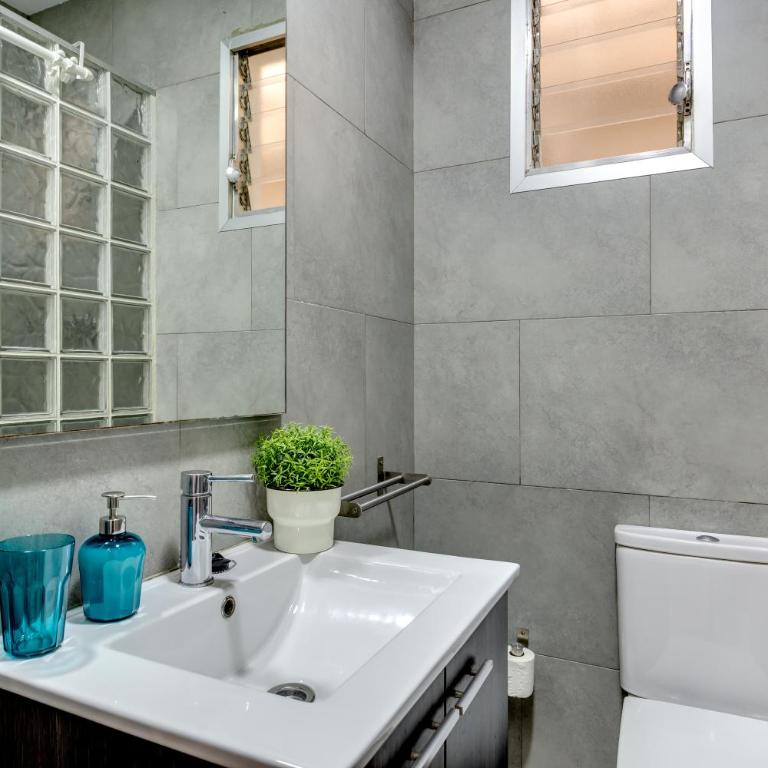 Renovated & Classic 3-Bedroom Sagrada Familia Apartment - Apartment - 19
