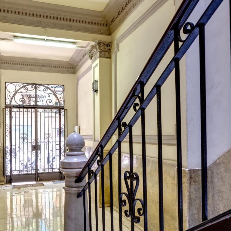 Renovated & Classic 3-Bedroom Sagrada Familia Apartment - Apartment - 22