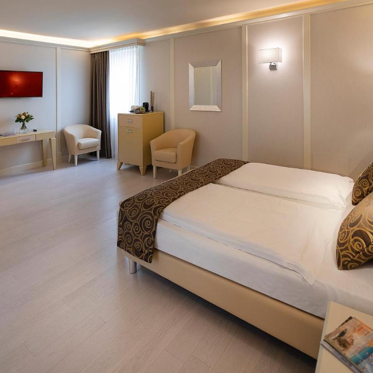 Park Hotel Imperial - Junior Suite con Vista Giardino - Suite House - 7