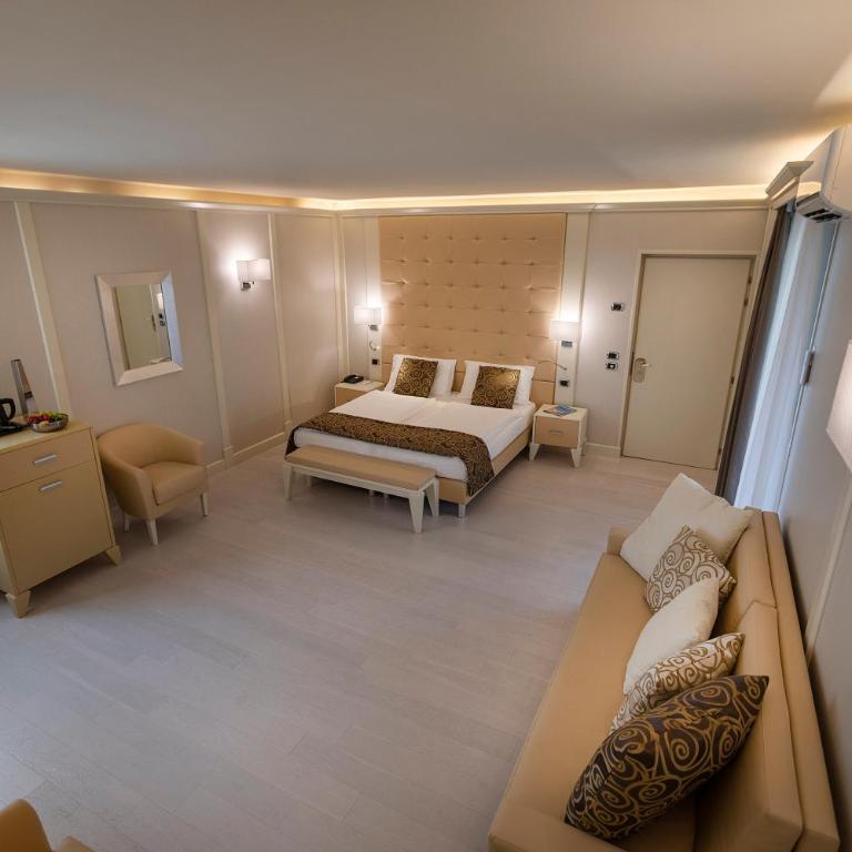 Park Hotel Imperial - Junior Suite con Vista Giardino - Suite House - 4