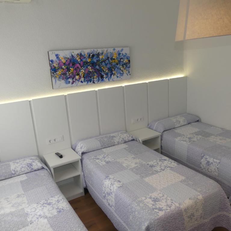 Hostal America - Camera Tripla - 1
