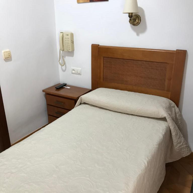 Hostal Argentina EN CACERES - Habitación Individual - 3