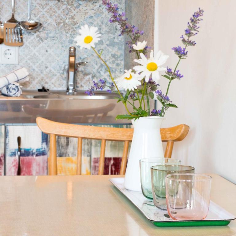 Hepi Lodge - Apartment mit Balkon - 10