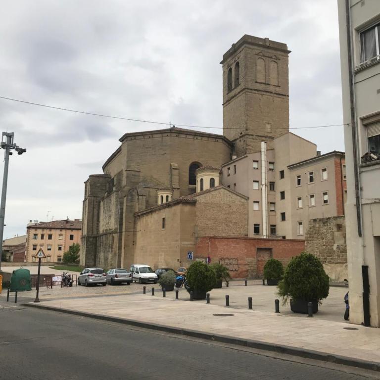 MURALLAS DE REVELIN & LAUREL -casco antiguo- - Apartamento Superior - 97