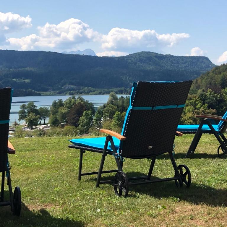 Große Ferienwohnung mit Seeblick nahe Wörthersee Ideal für Familien & Gruppen - Superior Apartment mit 2 Schlafzimmern mit Terrasse und Seeblick - 3