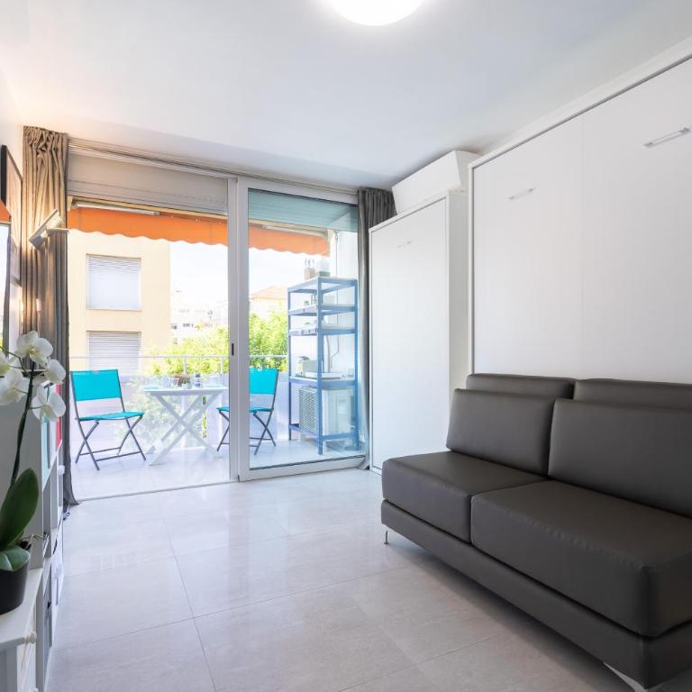 Beautiful studio near sea (free parking) - Appartement - 5