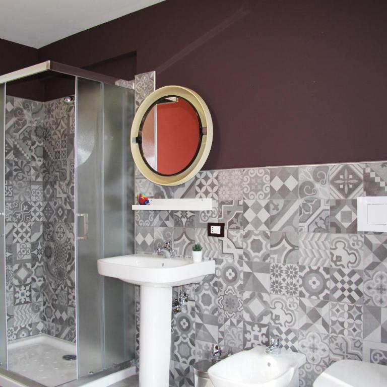 Urban Pop 2 BnB - Single Bed in Male Dormitory Room - 7