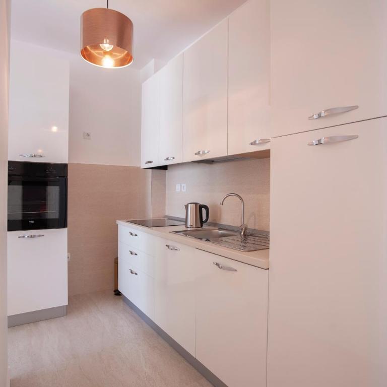 Aria Apartments - One-Bedroom Apartment with Sea View - 15
