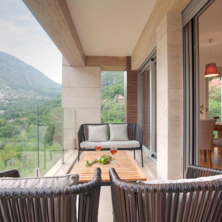 Aria Apartments - Two-Bedroom Apartment with Sea View - 5