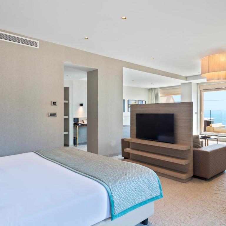 Hotel AMI Budva Petrovac - Executive Junior Suite with Jacuzzi Bath - 1