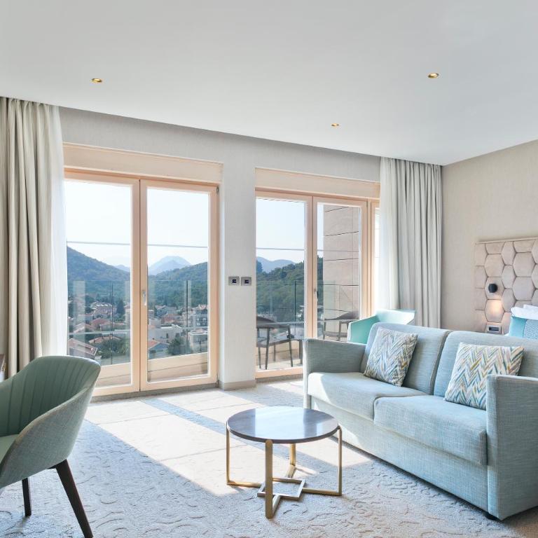 Hotel AMI Budva Petrovac - Junior Suite (2 Adults + 2 Children) - 5
