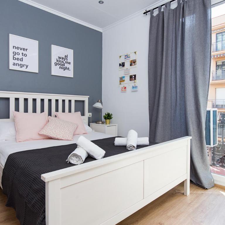 Lovely and Convenient Sagrada Familia Apartment - Apartment - 1