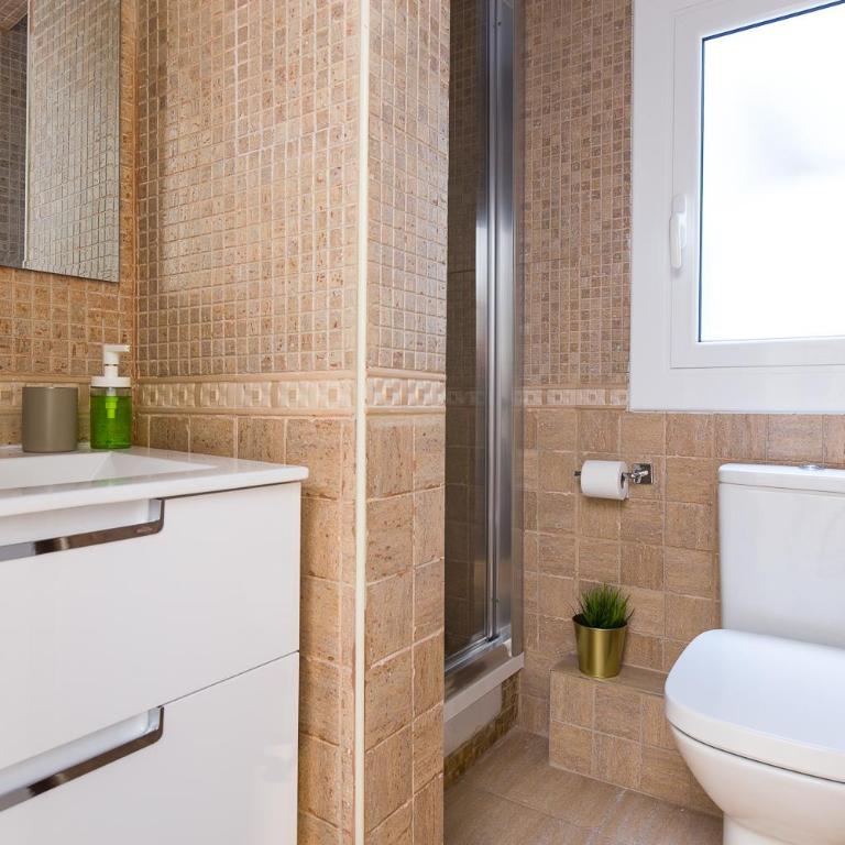 Lovely and Convenient Sagrada Familia Apartment - Apartment - 16
