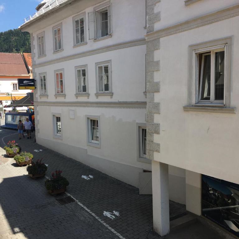 Jasmin Pension Central Location Shared Kitchen Pet Friendly - Doppelzimmer mit eigenem Bad - 12