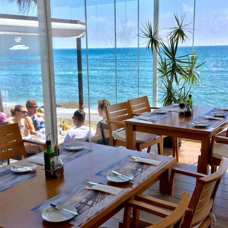 MI CAPRICHO B16 Beachfront Apartment - Apartamento de 2 dormitorios - 42