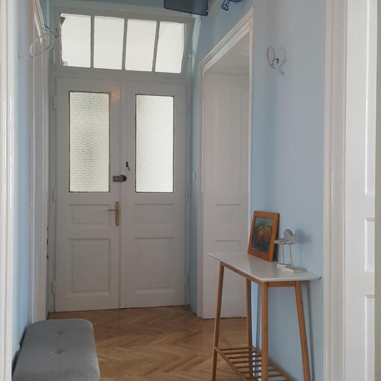 Room next to Porto Montenegro - Economy Dvokrevetna Soba sa Bračnim Krevetom/Zasebnim Krevetima - 2