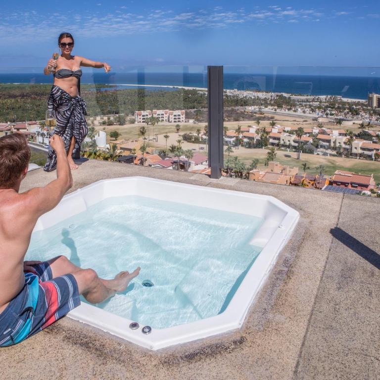 Alegranza Luxury Resort - All Master Suite - Two-Bedroom Apartment - Penthouse - 4