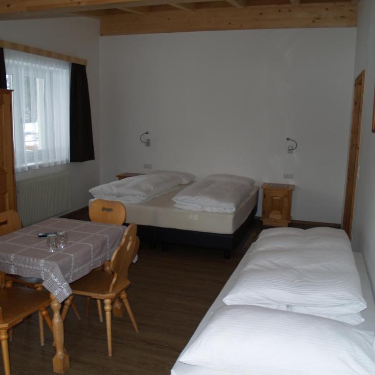 B&B Hotel Heidi - Camera Quadrupla con Balcone - 9