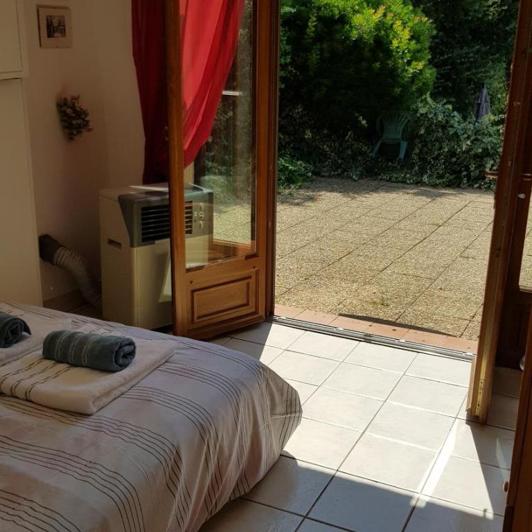 Saint Raphael - Appartement dans villa au calme à Valescure y- Prix inchangés - Ferienhaus - 10