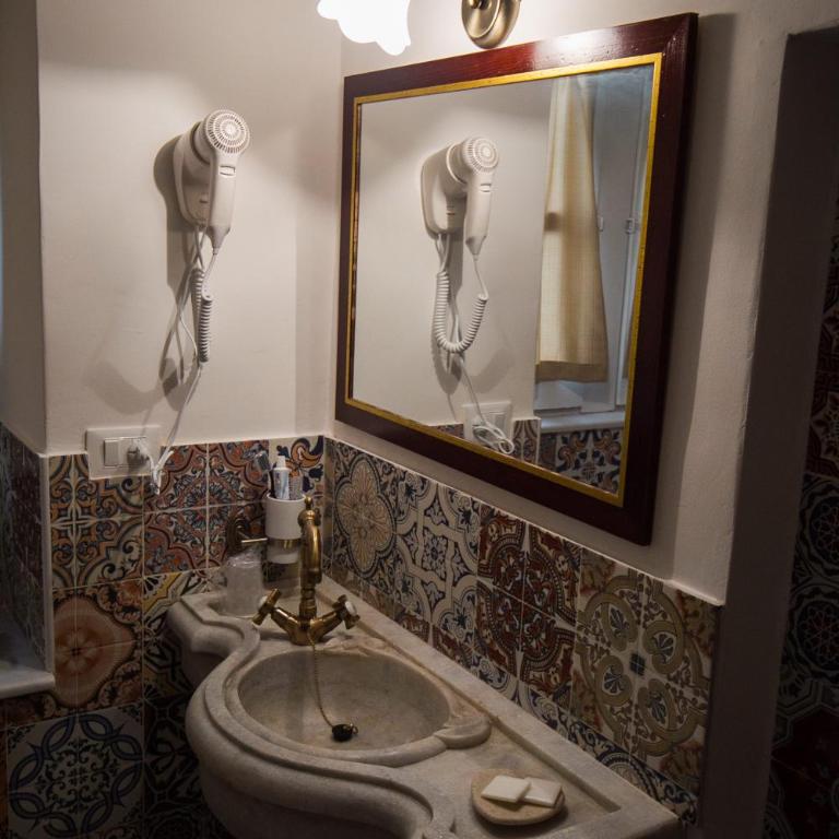 Palermo Gallery - Double Room - 5