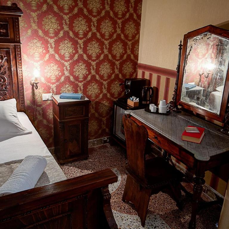Palermo Gallery - Double Room - 9