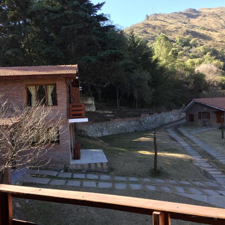 Cabañas El Tirol - Bungalow de 3 dormitorios - 8