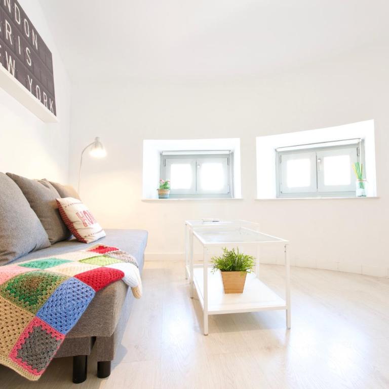 MalagaUrbanRooms - Central Suites - Apartamento Ático - 3