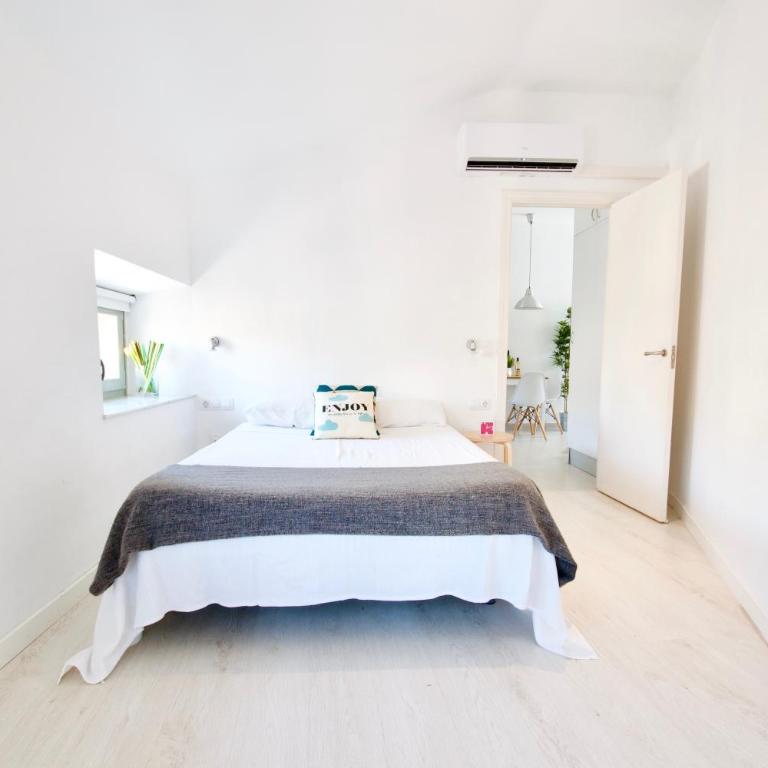 MalagaUrbanRooms - Central Suites - Apartamento Ático - 10