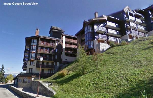 Duplex Apartment Right At The Ski Lift Tracks - Apartment with Mountain View - 38