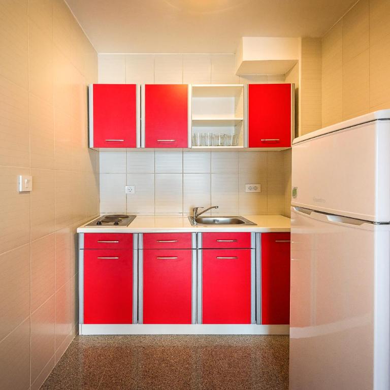 Santorini Apart - Quadruple Room with Sea View - 2