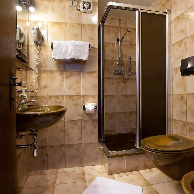 Hotel Italia - Chambre Simple - 4