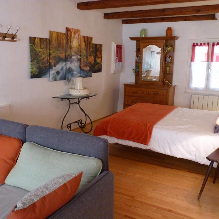 AU brochet - Maison de Vacances - 25