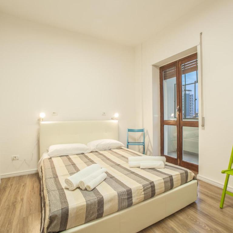 Le stanze al PORTO - King Room with Balcony - 8
