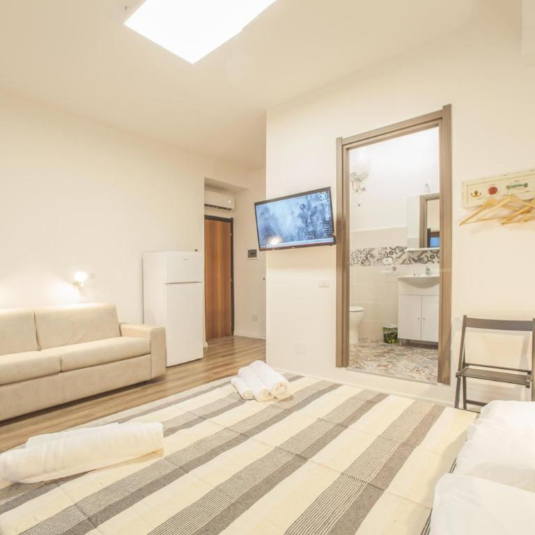 Le stanze al PORTO - Quadruple Room with Balcony - 11