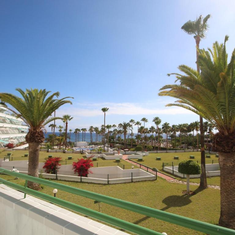 Luxury Apartments in first beach line with pool - Apartamento con vistas al mar - 16