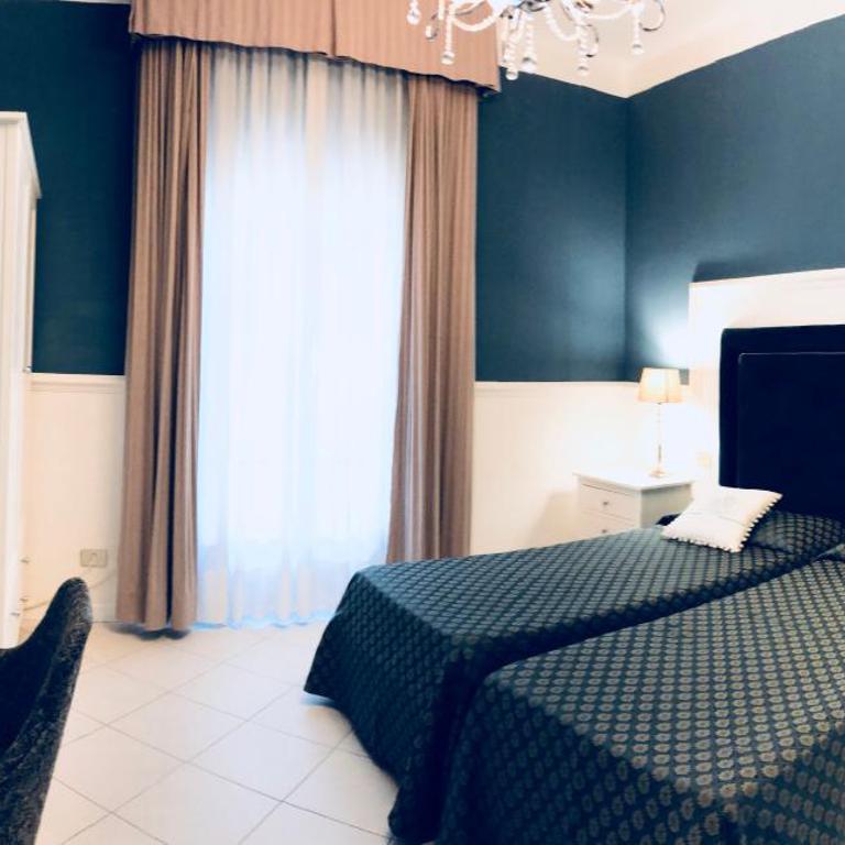 Hotel Goya - Suite con 3 Camere da Letto - 2
