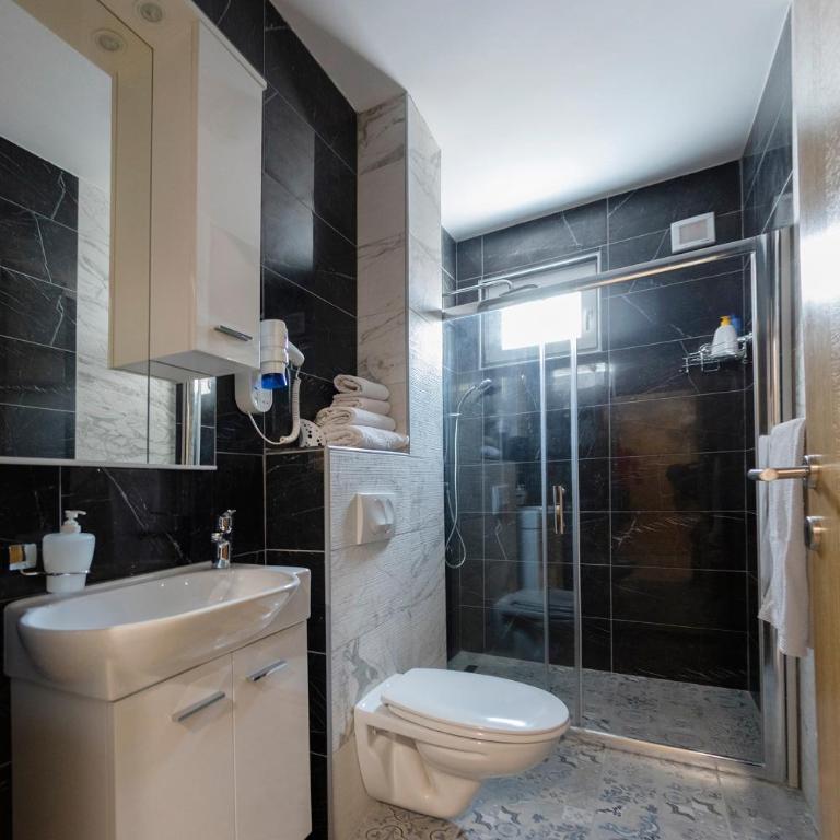 Hotel - Villa Lejla - Comfort Triple Room - 4