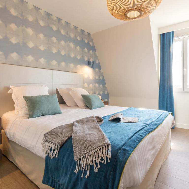 Résidence Pierre & Vacances Premium Presqu'Ile de la Touques - Appartement 2 Chambres en Duplex avec Terrasse ou Balcon (6 Personnes) - Bâtiments de la Capitainerie - 2
