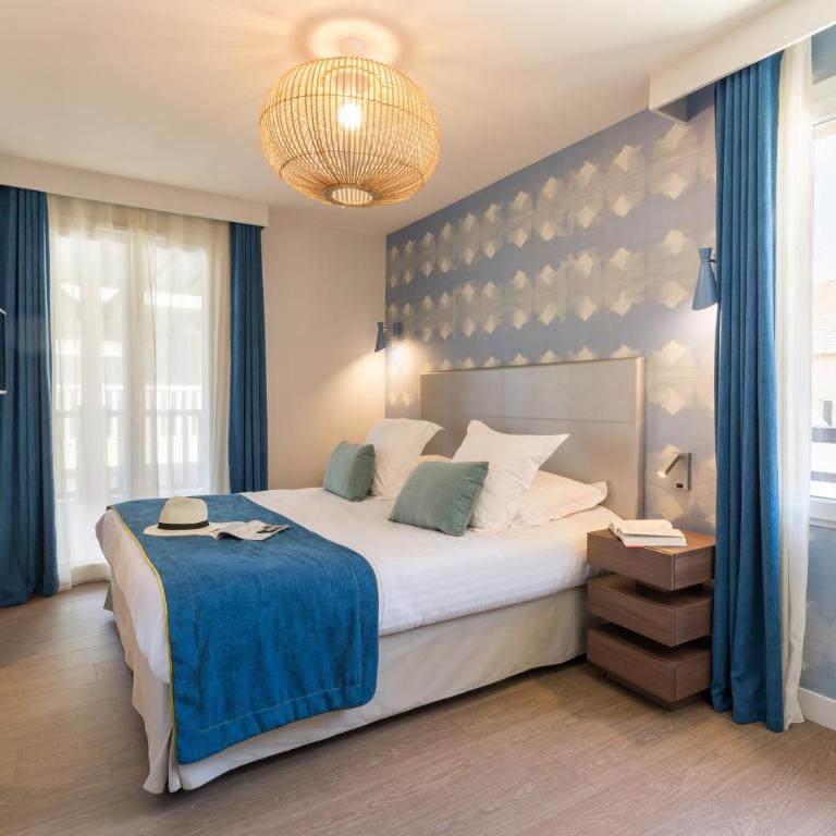 Résidence Pierre & Vacances Premium Presqu'Ile de la Touques - Appartement 3 Chambres avec Terrasse ou Balcon (8 Personnes) - Bâtiments de la Capitainerie - 4