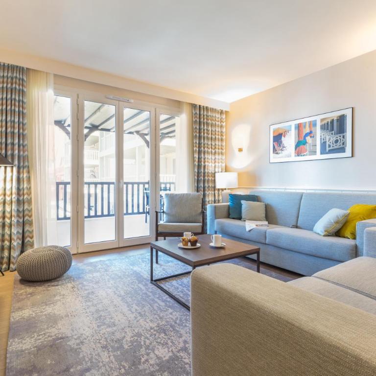 Résidence Pierre & Vacances Premium Presqu'Ile de la Touques - Appartement 3 Chambres avec Terrasse ou Balcon (8 Personnes) - Bâtiments de la Capitainerie - 2