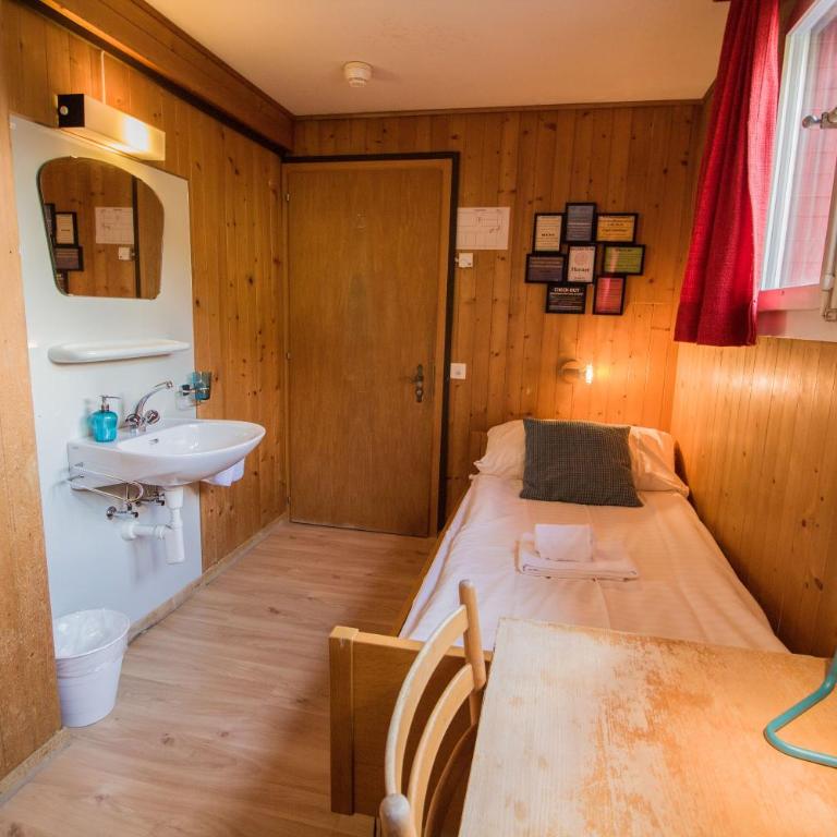 Hotel Hornerpub - Zweibettzimmer mit Gemeinschaftsbad - 5