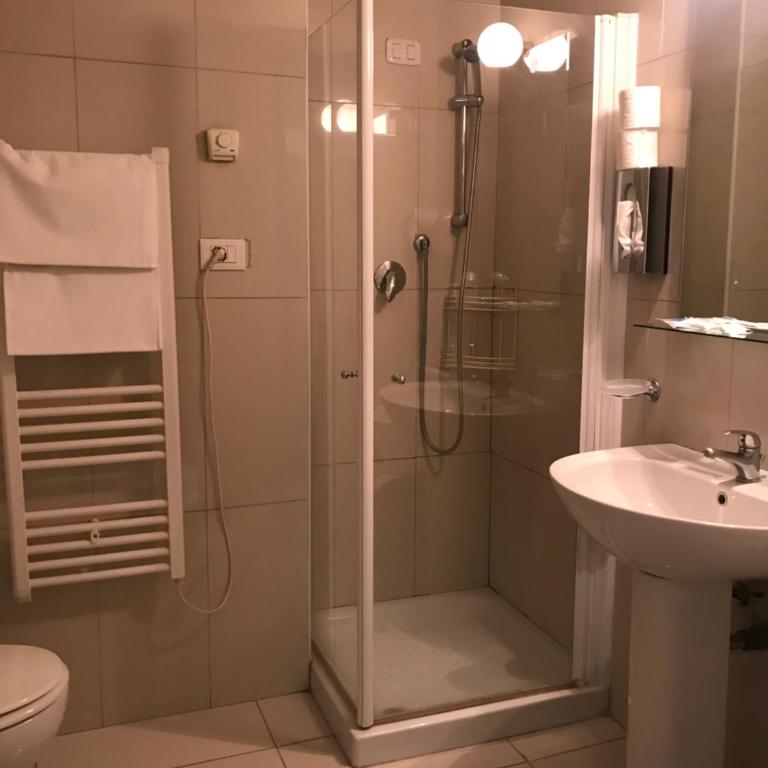 Hotel Alexander Palme - Camera Tripla - 1